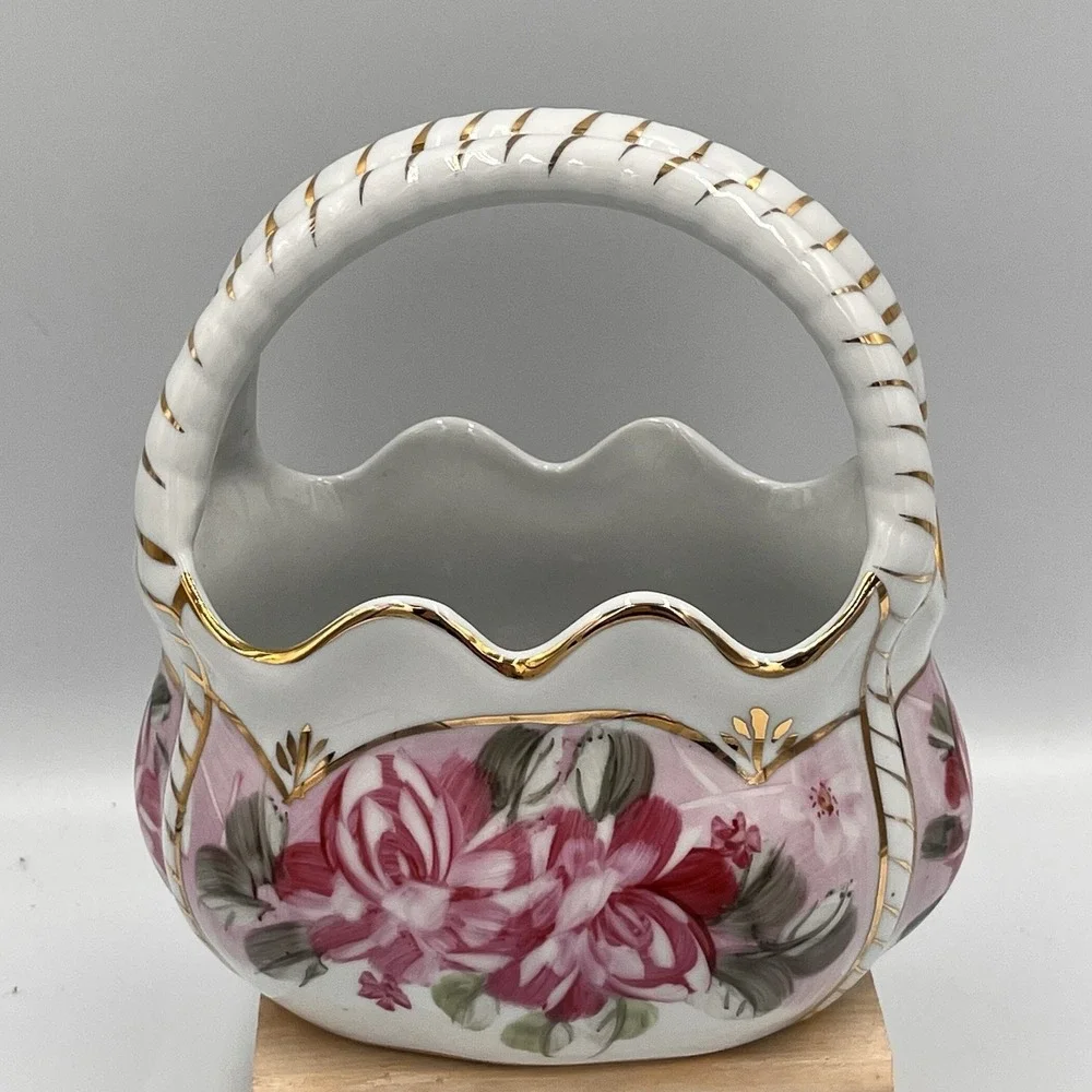Vintage Formalities Painted Basket Vase Flowers Gold Trim Cottage Granny Core